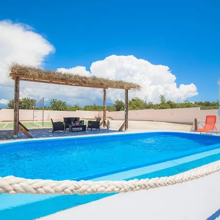 House El Dorado!! *
